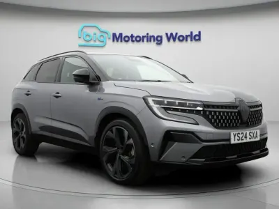Używany Renault Austral Iconic Esprit Alpine 200 KM (147 kW) 2024 Szary SUV
