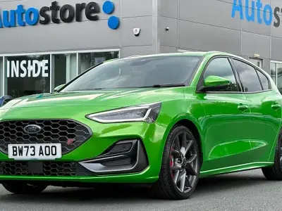 Used Ford Focus ST 280 HP (205 kW) 2024 Hatchback