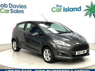 Used Ford Fiesta Zetec 82 HP (60 kW) 2017 Grey Hatchback