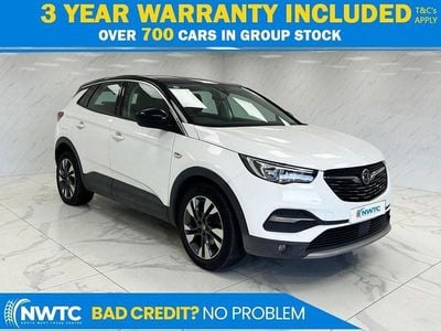 Used Vauxhall Grandland X Sport 130 HP (95 kW) 2019 White SUV