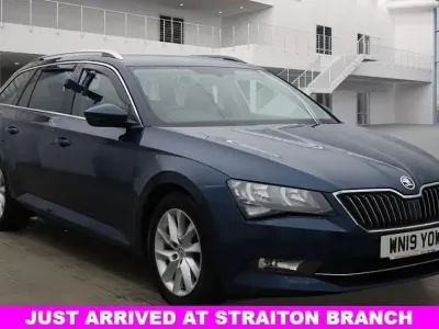 Gebraucht Skoda Superb SE Technology 150 PS (110 kW) 2019 Blau Kombi