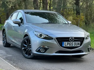 Używany Mazda 3 Inclusive 165 KM (121 kW) 2016 Srebrny Hatchback
