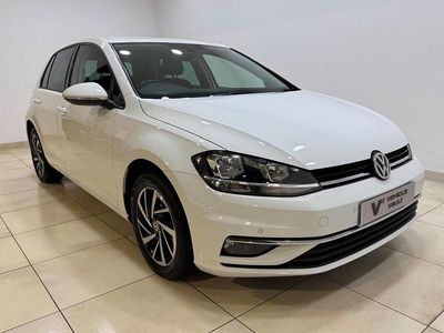 Used VW Golf VII Match 115 HP (84 kW) 2019 White Hatchback