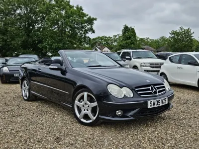 Begagnad Mercedes CLK200 2009 Svart Cab
