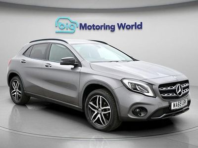 Used Mercedes GLA180 Urban 122 HP (89 kW) 2019 Grey SUV