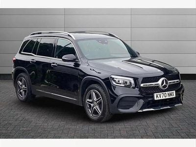 Mercedes GLB220