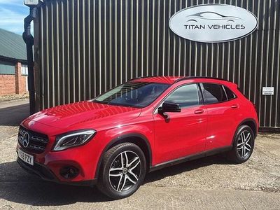 Used Mercedes GLA180 Urban 122 HP (89 kW) 2018 Red SUV
