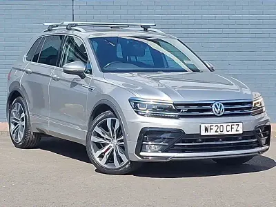 Używany VW Tiguan SEL 150 KM (110 kW) 2020 Srebrny SUV