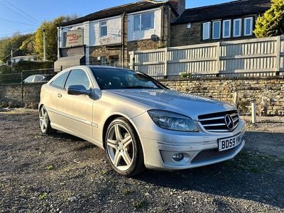 Begagnad Mercedes CLC200 2009 Silver Halvkombi