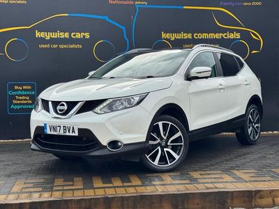 Used Nissan Qashqai Tekna 2017 White SUV