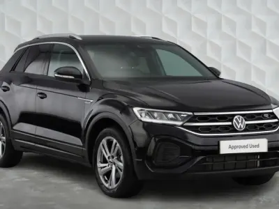 Usado VW T-Roc R-line 150 HP (110 kW) 2025 Preto SUV