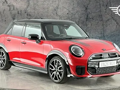 Used Mini Cooper S Hatch 201 HP (147 kW) 2026 Red Hatchback