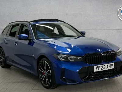 Used BMW 330 M Sport 288 HP (211 kW) 2023 Blue Estate