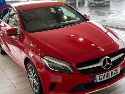 Usado Mercedes A180 Sport Edition 109 HP (80 kW) 2018 Citadino