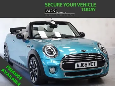 Begagnad Mini Cooper Cabriolet Exclusive 136 HK (100 kW) 2018 Turkos Cab