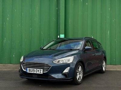 Used Ford Focus Zetec 120 HP (88 kW) 2019 Blue Estate