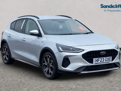 Używany Ford Focus Active X 125 KM (91 kW) 2023 Srebrny Hatchback