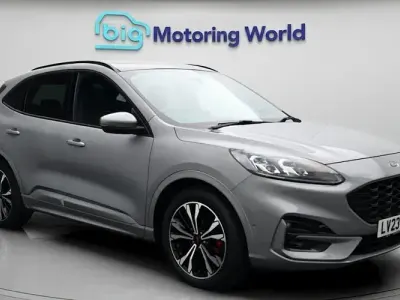 Used Ford Kuga ST-Line X 190 HP (139 kW) 2023 Silver SUV