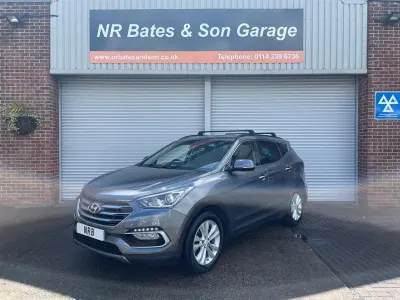 Begagnad Hyundai Santa Fe Premium 200 HK (147 kW) 2016 Silver SUV