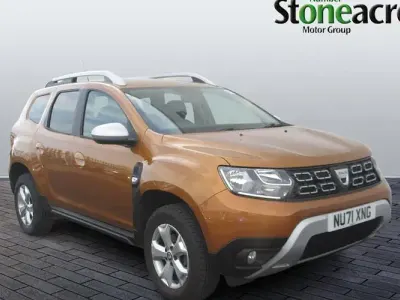 Used Dacia Duster Comfort 116 HP (85 kW) 2021 Orange SUV