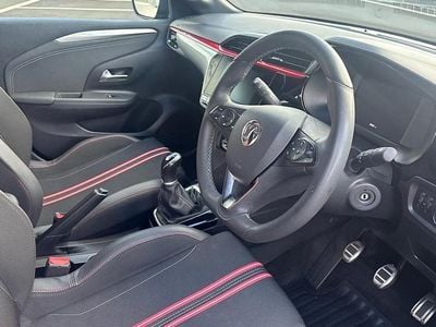 Second-hand Vauxhall Corsa 75 CP (55 kW) 2023 Negru Hatchback