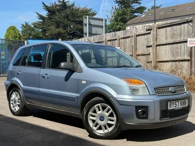 Used Ford Fusion Zetec 101 HP (74 kW) 2008 Blue Hatchback