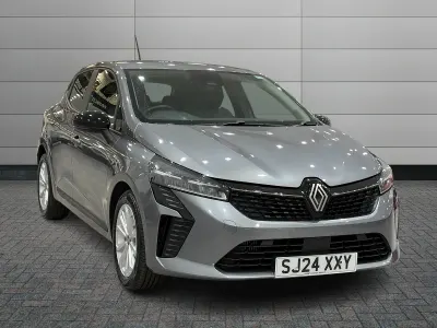 Used Renault Clio Evolution 90 HP (66 kW) 2024 Grey  Hatchback
