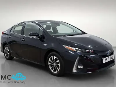 Used Toyota Prius 122 HP (89 kW) 2021 Black Hatchback