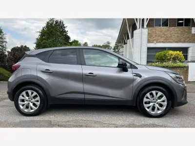 Used Renault Captur Iconic 142 HP (104 kW) 2022 Grey  SUV