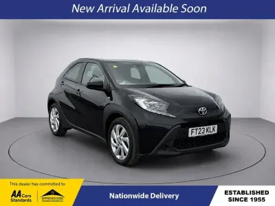 Used Toyota Aygo X PURE 72 HP (52 kW) 2023 Black SUV