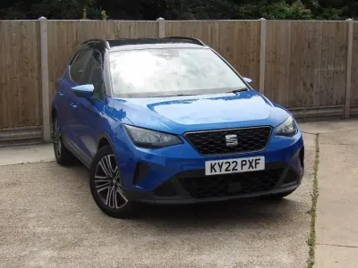 Used Seat Arona SE Technology 108 HP (79 kW) 2022 Blue SUV