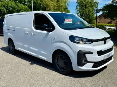 Used Citroën Dispatch 120 HP (88 kW) 2024 White MPV