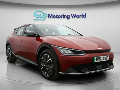 Begagnad Kia EV6 Air 167 kW (228 HK) 2022 Röd SUV