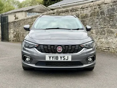 Używany Fiat Tipo Lounge 120 KM (88 kW) 2018 Szary Kombi