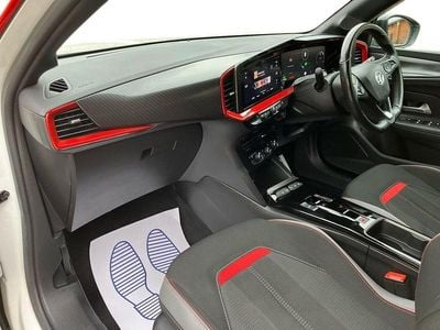 Used Vauxhall Mokka SRi 98 kW (134 HP) 2022 White SUV