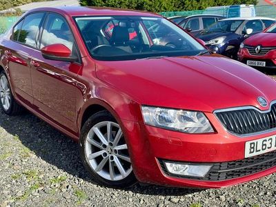 Used Skoda Octavia Elegance 2013 Red Hatchback