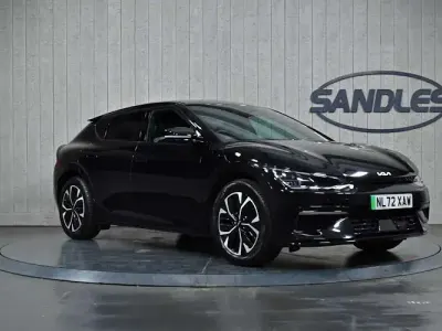 Begagnad Kia EV6 GT-Line 167 kW (228 HK) 2022 Svart SUV
