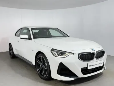 Begagnad BMW 230 M Sport 242 HK (177 kW) 2022 Vit Sportkupé