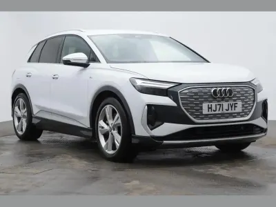 Used Audi Q4 e-tron S-Line 150 kW (204 HP) 2021 White SUV