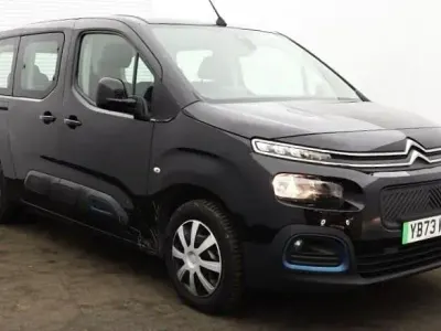Used Citroën e-Berlingo Feel 100 kW (136 HP) 2023 Black MPV