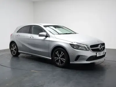 Used Mercedes A180 SE 109 HP (80 kW) 2017 Silver Hatchback