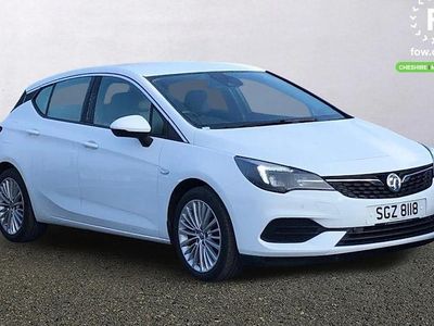 Used Vauxhall Astra Elite 145 HP (106 kW) 2020 White Hatchback