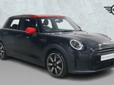 Used Mini Cooper Exclusive 134 HP (98 kW) 2024 Black Hatchback