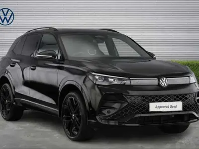 Używany VW Tiguan R-line 204 KM (150 kW) 2025 Czarny SUV