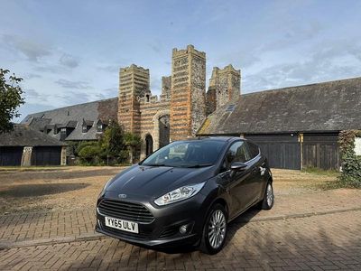 Grey Used 2015 Ford Fiesta Zetec Hatchback | £5,795 (Good price)