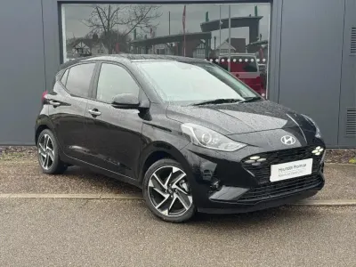 New Hyundai i10 Premium 77 HP (56 kW) 2025 Black Hatchback