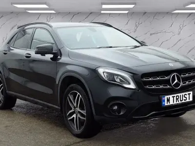 Used Mercedes GLA180 Urban 122 HP (89 kW) 2019 Black SUV