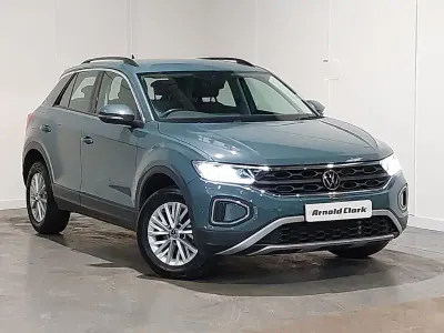 Used VW T-Roc Life 150 HP (110 kW) 2022 Blue SUV