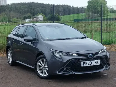 Begagnad Toyota Corolla 140 HK (102 kW) 2023 Grå Kombi