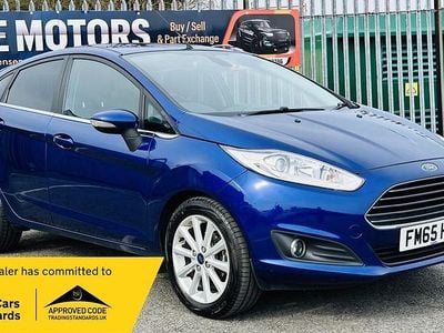 Usado Ford Fiesta Titanium 2016 Azul Citadino